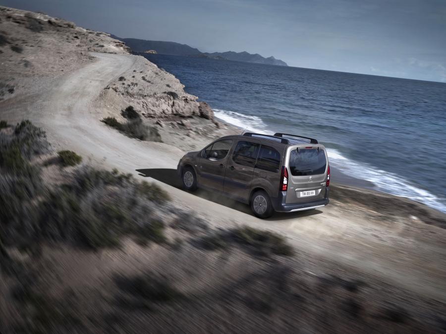  Peugeot Partner Tepee OutDoor 2015 года  (фото 11 из 15)